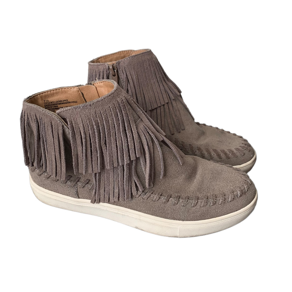 Mossimo Tan Suede Fringed Moccasin Style Shoes Women's Size 7.5
